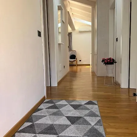 Apartamento Ai Cappuccini, Trento A 360 Gradi Exterior foto
